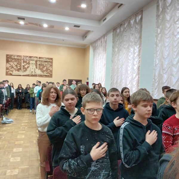 Пам'ятаємо героїв Крут