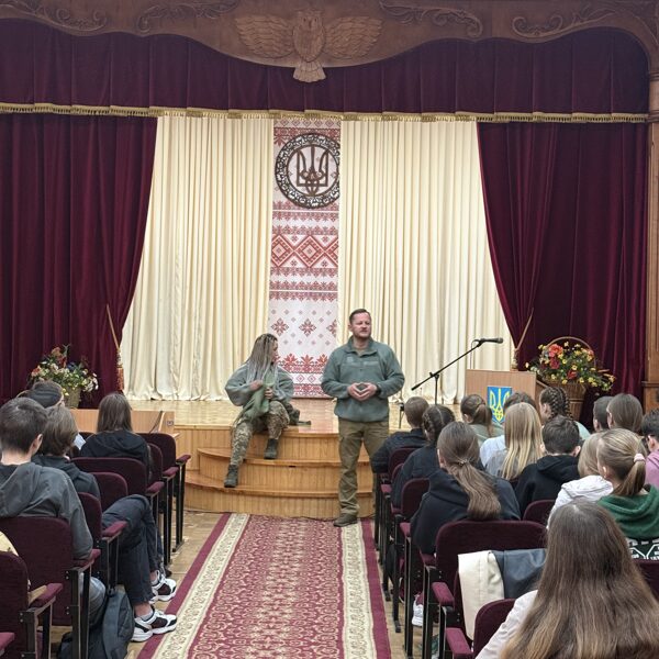 Зустріч з ветеранами: уроки життя, уроки історії ...